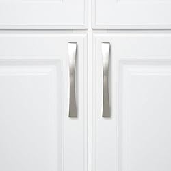 Amazon Basics Thick Modern Curved Cabinet