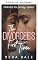 Livro A primeira vez da divorciada (De amigas a amantes: romance lésbico contemporâneo)