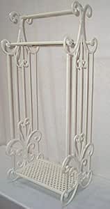 linoows Victoriano Toallero, Nostalgia Invitados Hierro