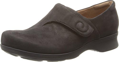 clarks aubria myth