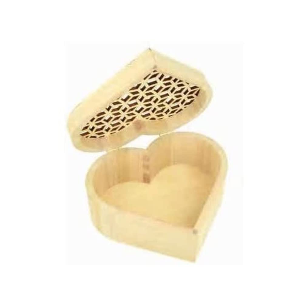 Artemio 14002360 Openwork Heart Box, Wood, Beige, 16 x 14 x 7 cm