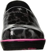 smitten nursing clogs