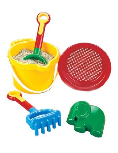 SW Express Deluxe Beach Set by Small World Toys (colors may vary)