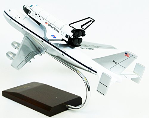 Mastercraft Collection, LLC Mastercraft Collection Boeing NASA Orbiter B747 with Shuttle Model Scale:1/200