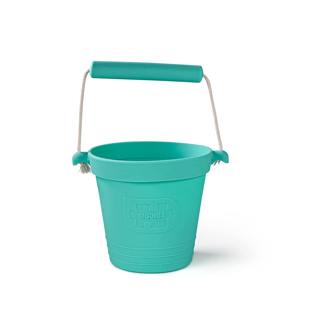Bigjigs Toys Adventure Collapsible Bucket (Eggshell Green) - Silicone Bucket for Sandpit, Holiday Toys for Toddlers, Quality Sand and Water Toys