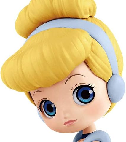 Amazon Com Disney Character Q Posket Petit Belle Princess Aurora B Cinderella Toys Games