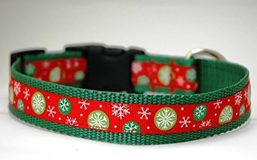 Christmas Dog Collar - Dancing Red Multi Snowflakes on Green!!