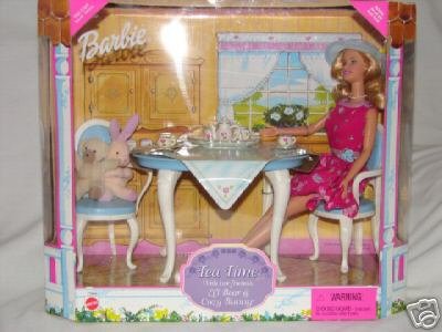 1999 Barbie Doll Tea Time gift set with her friends, lil bear and cozy bunny