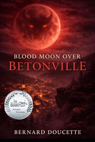 Amazon.com: Blood Moon (Midnight): 9781512431025: Kreie, Chris: Books