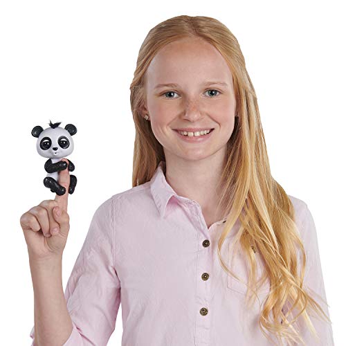 4 WowWee+Fingerlings+Glitter+Panda+Interactive
