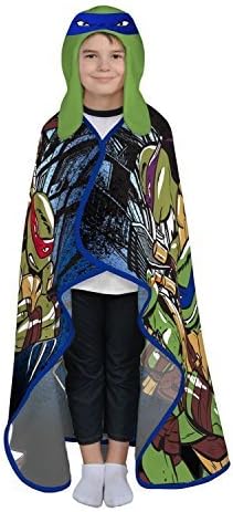 Hoodiwinks Teenage Mutant Ninja Turtles Rule Throw Blanket and Cozy Hat Set