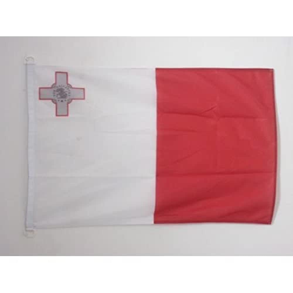 AZ FLAG - Malta Flag - 3x5 Ft - External Use - Maltese Banner Knitted Polyester with Two Plastic Rings - Fade Resistant - Vivid Colors - 3' x 5' Feet - 150x90 Cm