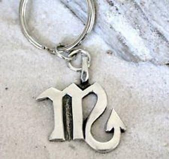 Blazers Jewelry 1985 - SCORPIO ASTROLOGY ZODIAC SIGN Pewter KEYCHAIN Key Ring