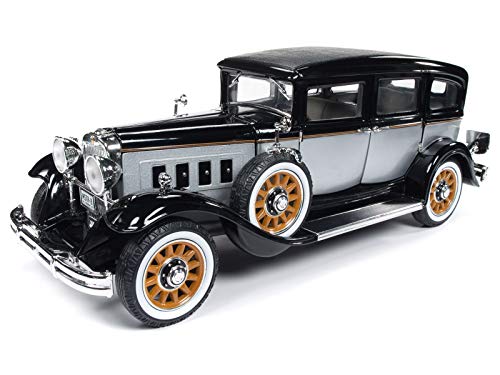 1931 Peerless Master 8 Sedan Black and Silver Limited Edition to 1,500 Pieces Worldwide 1/18 Diecast Model Car by Autoworld AW252