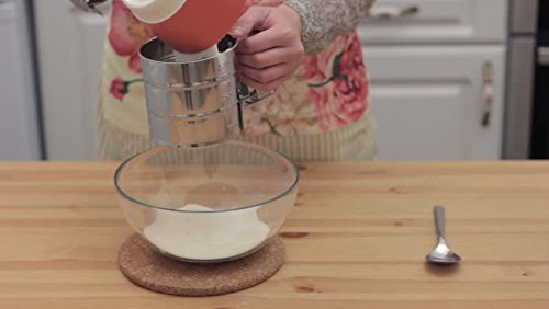 One Hand Flour sifter for baking. Stainless steel flour sifter with mesh. - Thumbnail 2