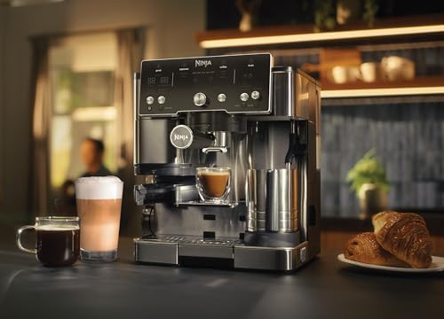 Machine à café Luxe Essential 2-en-1, Latte, Cappuccino ES501EU
