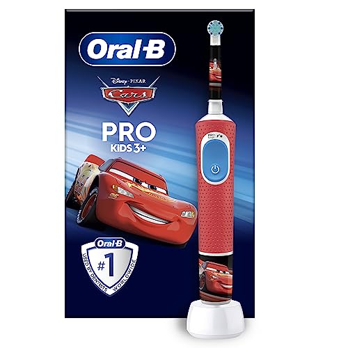 Oral-B Pro Kids Cars Elektrische Zahnbürste/Electric Toothbrush für Kinder ab 3 Jahren, inklusive Sensitiv+ Modus für Zahnpflege, extra weiche Borsten, 1 Aufsteckbürste, 4 Sticker, rot/blau
