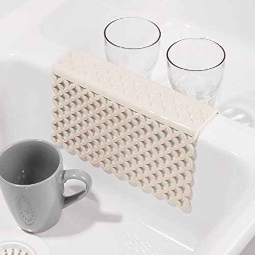 mDesign Adjustable Kitchen Sink Dish Drying Mat/Grid Soft Plastic