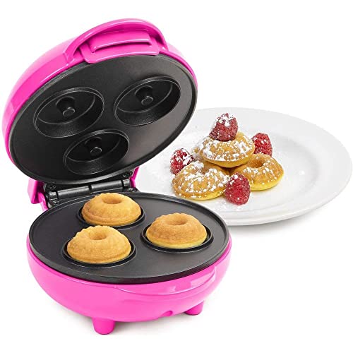 Nostalgia My Mini Lava Bundt cake maker, compact size for dorm