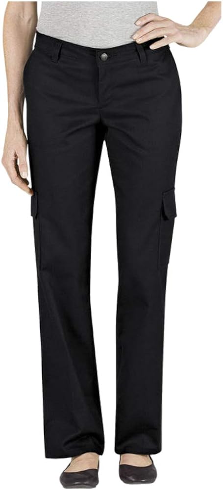 women's relaxed fit straight leg cargo pant