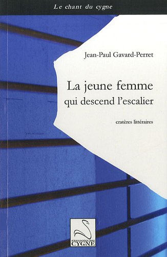 La  jeune femme qui descend l'escalier