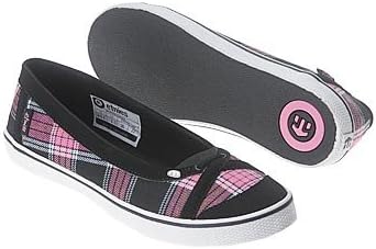 etnies slip ons