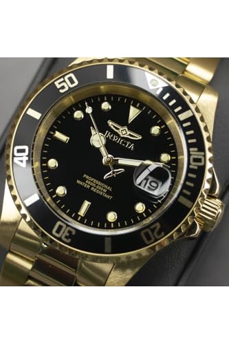 Invicta Men's Pro Diver Quartz Watch with Stainless Steel Strap