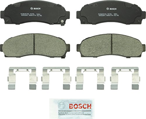 Bosch BC913 QuietCast Premium Ceramic Disc Brake Pad Set For 2005-2006 Chevrolet Equinox; 2006 Pontiac Torrent; 2002-2007 Saturn Vue; Front