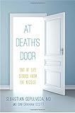 Image de At Death's Door: End of Life Stories from the Bedside