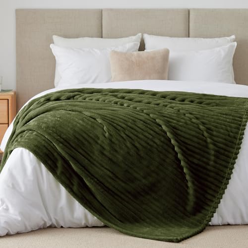 BEDELITE Kuscheldecke Flauschig Deko Decke für Bett, Olivgrün, 220x240