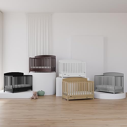 Graco Benton 5-in-1 Convertible Crib (White) – GREENGUARD Gold Certified, Converts from Baby Crib to Toddler Bed, Daybed and Full-Size Bed, Fits Standard Full-Size Crib Mattress