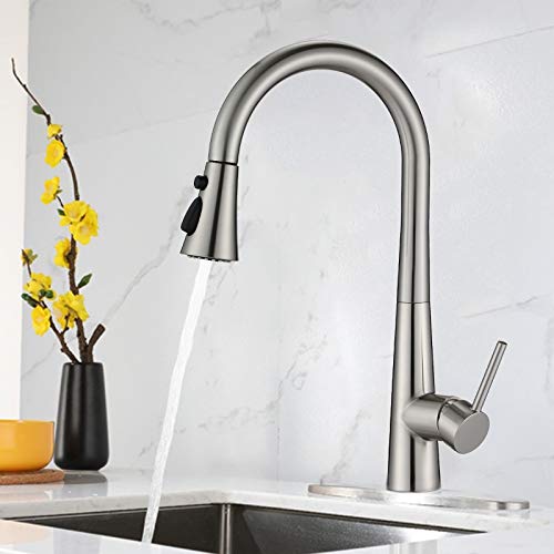 Pull Down Kitchen Faucet with Sprayer, Commercial Single Lever Sink Faucet, Stainless Steel Faucet for Kitchen Sink, Single Handle Single Hole Brushed Nickel Kitchen Faucets with Pull Down Sprayer