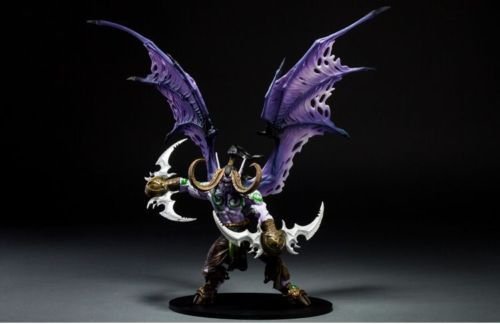 WOW WORLD of WARCRAFT ILLIDAN STORMRAGE DELUXE BOXED ACTION FIGURE STATUE FIGURINES COMIC TOY