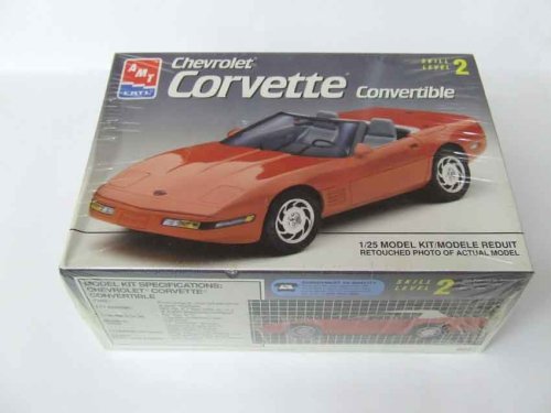AMT ERTL Chevrolet Corvette Convertible 1:25 Scale