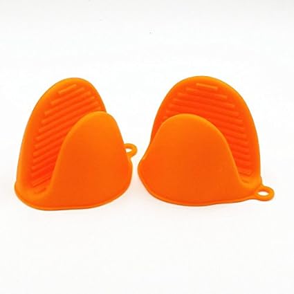 Syga Set of 2 Silicone Pinch Grip Mitten Oven Mitt Gripper Grip Kitchen Potholder Utensil Tool(Orange)