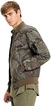 tommy hilfiger camo bomber