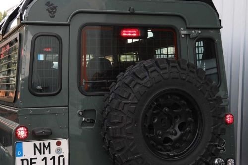 LAND ROVER DEFENDER 2002-ONWARDS REAR LED HIGH BRAKE LIGHT RED LENS PART: LR044451LEDR