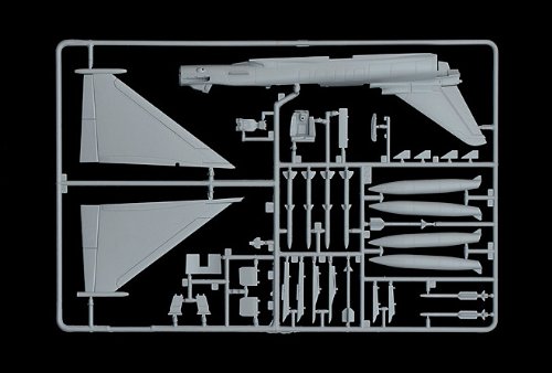 Italeri Model Kit - Ef 2000 Typhoon Iib Plane - 1:72 Scale - 1340 - New