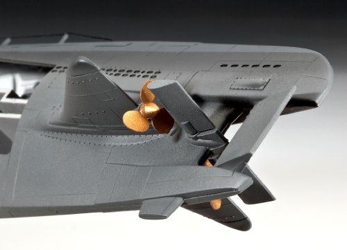 U-Boat Type XXI German Submarine w/Interior 1/144 Revell Germany