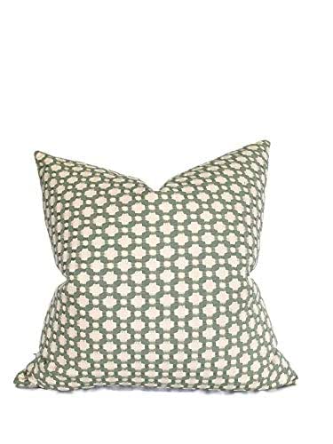 white decorative pillow cases