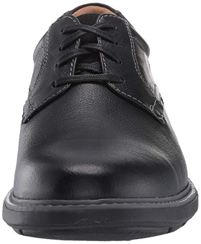 clarks black oxfords