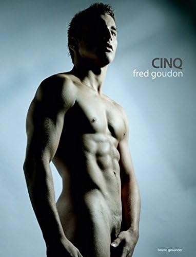 Cinq Hardcover – August 1, 2010