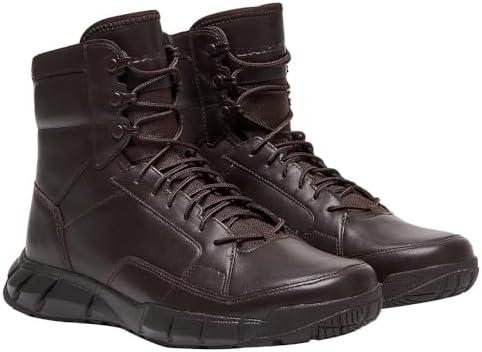 Amazon.com | Oakley Coyote Laceless Boot | Chukka