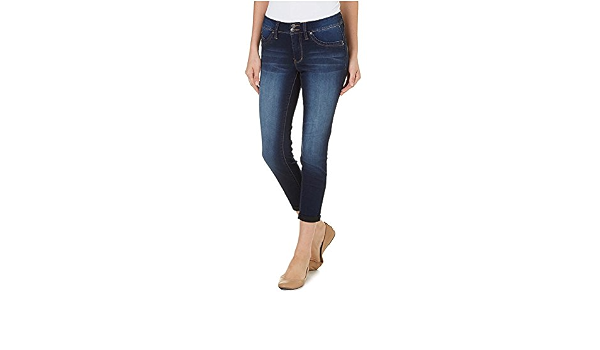 YMI Royalty Women's WBB Cuffed Crop 