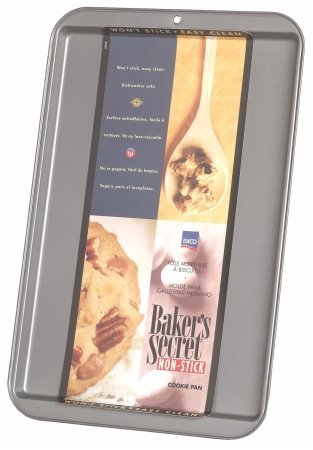 World Kitchen 1075061 17.25 in. x 11.25 in. Large Bakers Secret Cookie Sheet
