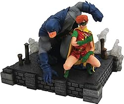 DIAMOND SELECT TOYS DC Gallery: The Dark Knight
