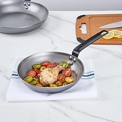 Restaurantware Met Lux 9 Inch Fry Pan, 1 No-Stick