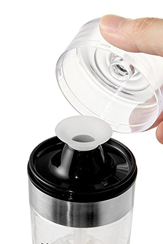 Juvale All-in-One Salad Dressing Making Cruet - Salad Dressing Mix and Pour Container - 550mL