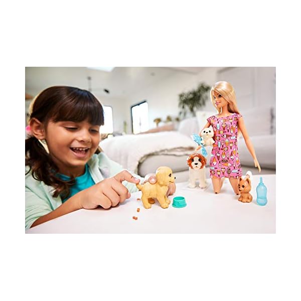 Barbie FXH08 - Hundesitterin, blond, Spielset mit 4 Hunden, mit einem Häufchen machenden und einem PIPI machenden Hund, mit Farbwechsel-Papier +mehr, Geschenk für Kinder im Alter von 3 bis 7 Jahren – Bild 3