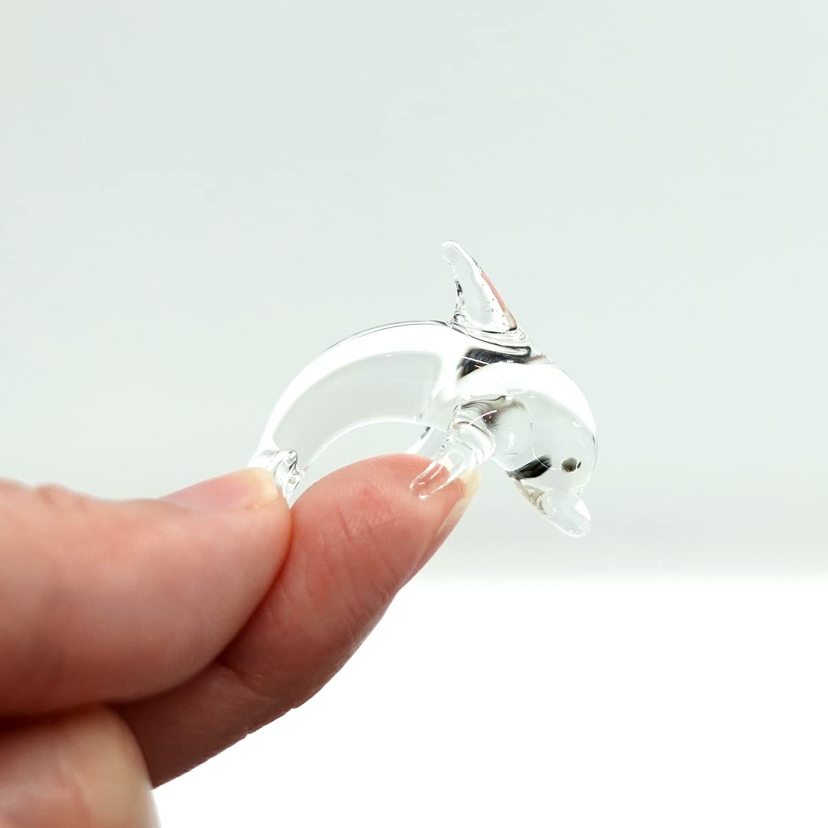 Sansukjai Rare Dolphin Tiny Micro Crystal Figurines Hand Blown Clear Glass Art Sea Animals Collectible Gift Home Decor (O)